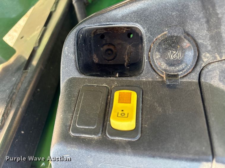 image for item EU0783 2023 John Deere 5100E MFWD tractor