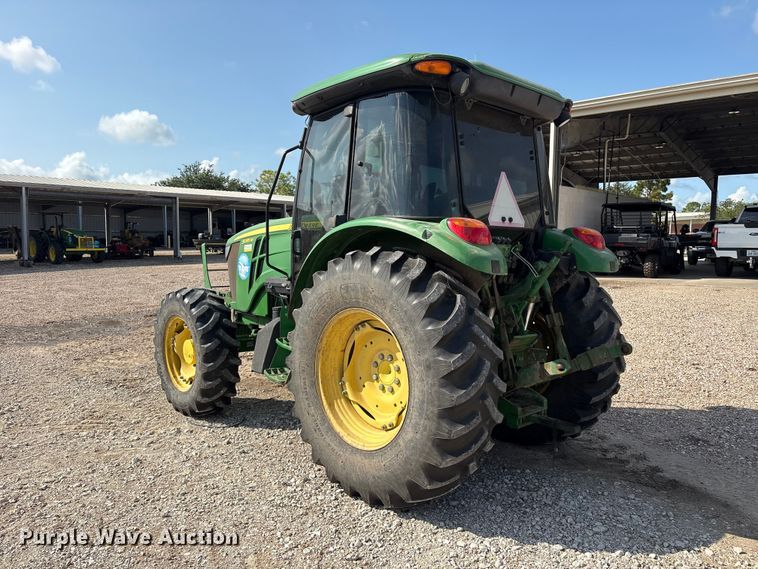 image for item EU0784 2013 John Deere 5085M MFWD tractor