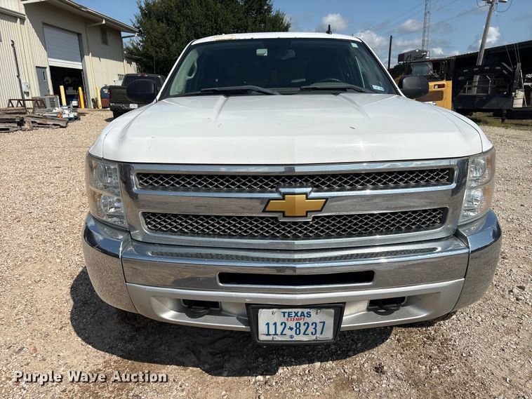 image for item EU0785 2012 Chevrolet Silverado Crew Cab pickup truck