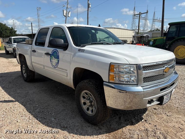 image for item EU0785 2012 Chevrolet Silverado Crew Cab pickup truck