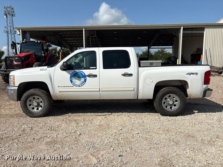 image for item EU0785 2012 Chevrolet Silverado Crew Cab pickup truck
