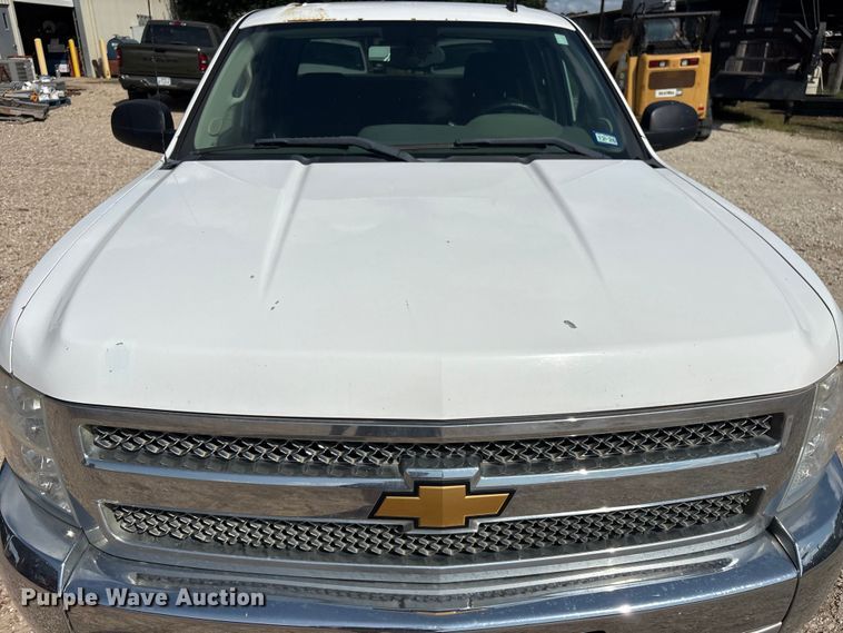 image for item EU0785 2012 Chevrolet Silverado Crew Cab pickup truck