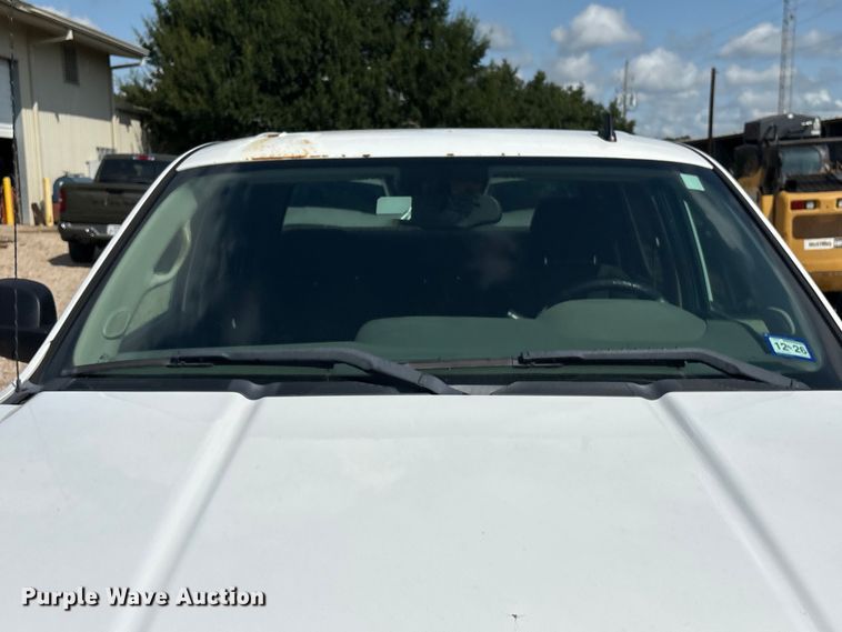 image for item EU0785 2012 Chevrolet Silverado Crew Cab pickup truck