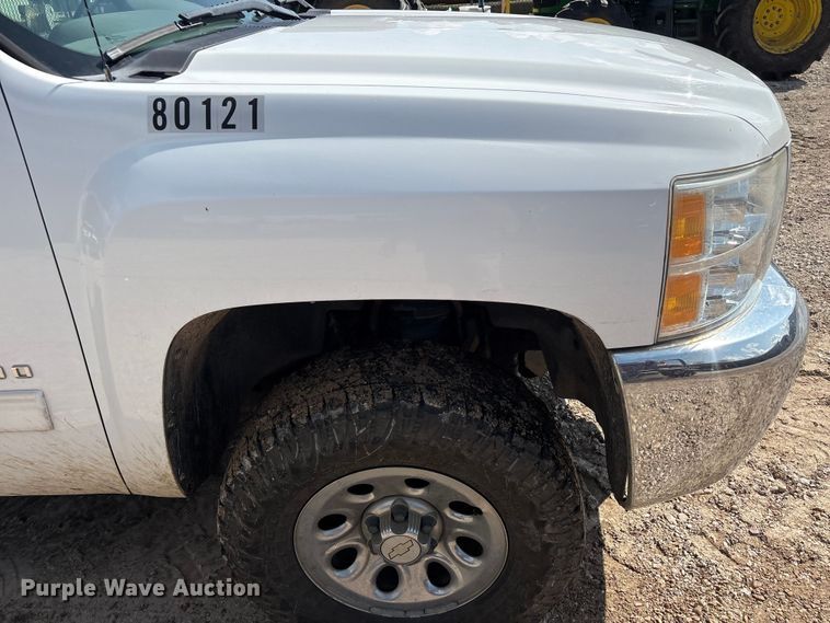 image for item EU0785 2012 Chevrolet Silverado Crew Cab pickup truck
