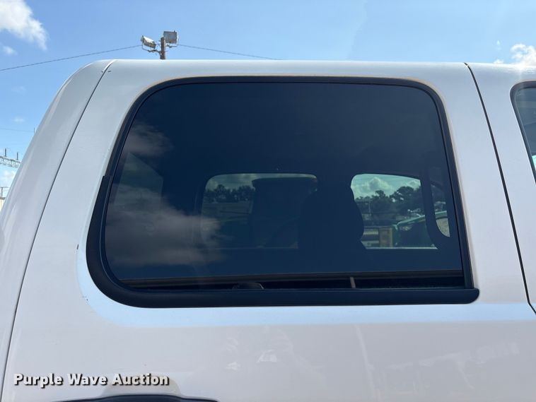 image for item EU0785 2012 Chevrolet Silverado Crew Cab pickup truck