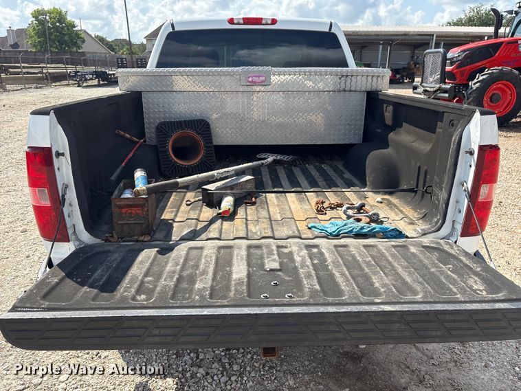 image for item EU0785 2012 Chevrolet Silverado Crew Cab pickup truck