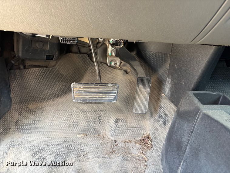 image for item EU0785 2012 Chevrolet Silverado Crew Cab pickup truck