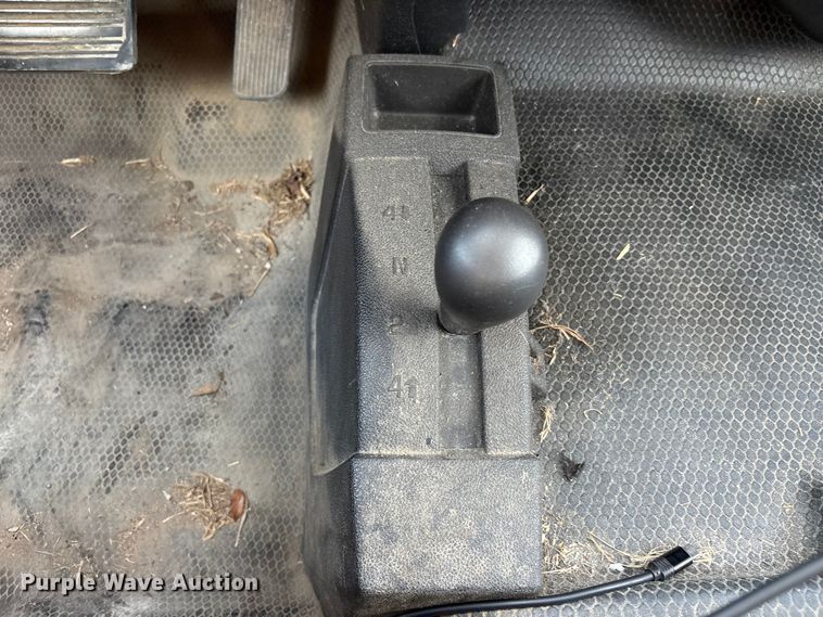 image for item EU0785 2012 Chevrolet Silverado Crew Cab pickup truck