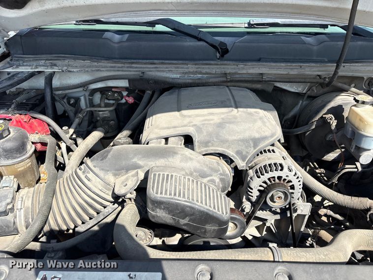 image for item EU0785 2012 Chevrolet Silverado Crew Cab pickup truck