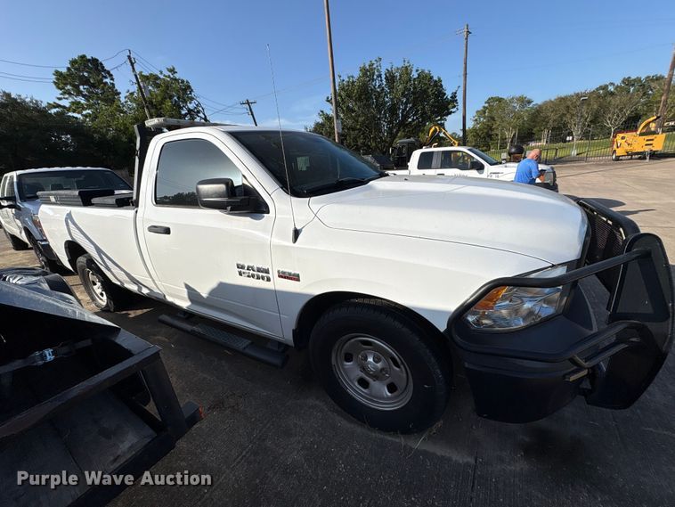 image for item EU0878 2017 RAM 1500 pickup truck