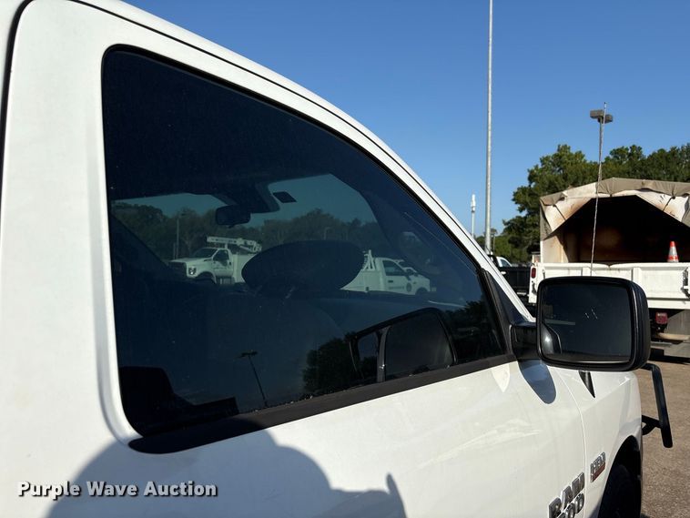 image for item EU0878 2017 RAM 1500 pickup truck