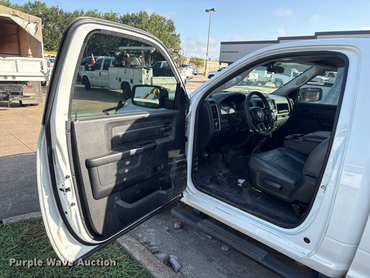 image for item EU0878 2017 RAM 1500 pickup truck