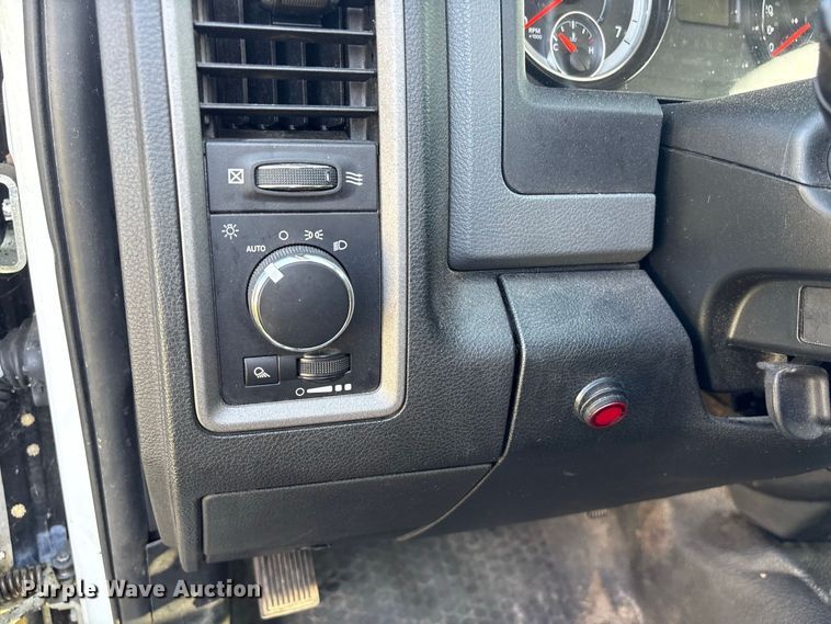 image for item EU0878 2017 RAM 1500 pickup truck
