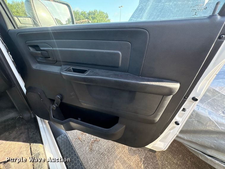 image for item EU0878 2017 RAM 1500 pickup truck