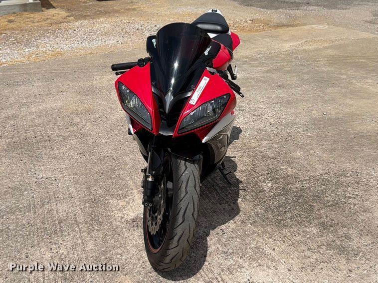 image for item EU5891 2014 Yamaha YZF R6 motorcycle