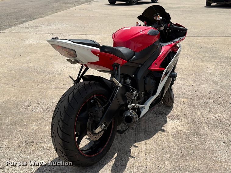 image for item EU5891 2014 Yamaha YZF R6 motorcycle