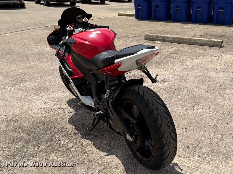 image for item EU5891 2014 Yamaha YZF R6 motorcycle