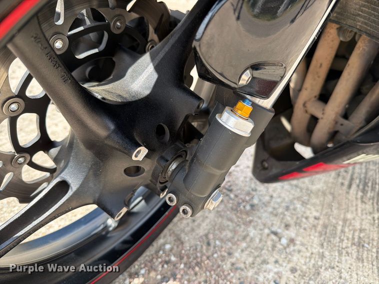 image for item EU5891 2014 Yamaha YZF R6 motorcycle