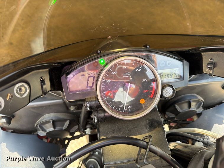 image for item EU5891 2014 Yamaha YZF R6 motorcycle