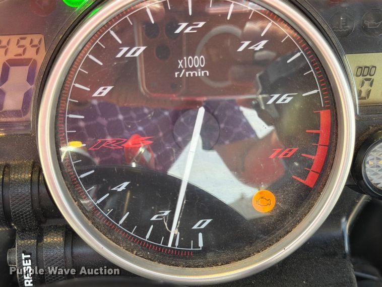 image for item EU5891 2014 Yamaha YZF R6 motorcycle