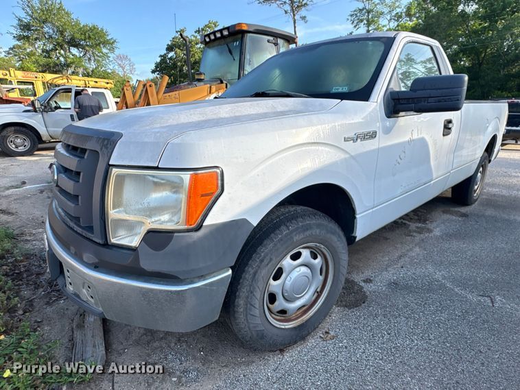 2011 Ford F150 pickup truck