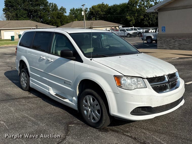 image for item EV6081 2016 Dodge Grand Caravan handicap accessible van