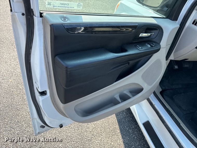 image for item EV6081 2016 Dodge Grand Caravan handicap accessible van