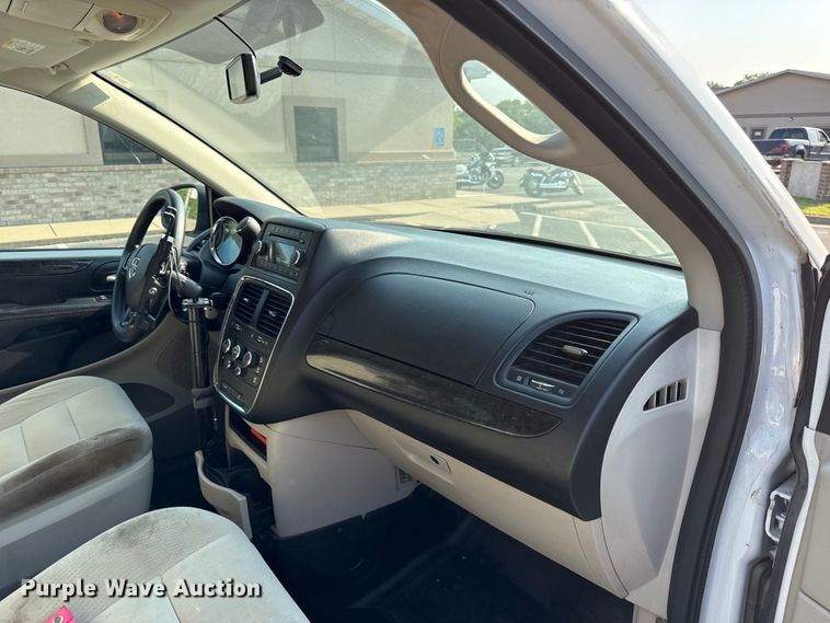image for item EV6081 2016 Dodge Grand Caravan handicap accessible van