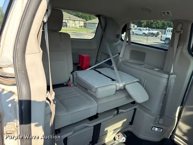 image for item EV6081 2016 Dodge Grand Caravan handicap accessible van
