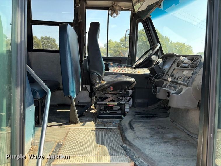 image for item EV6147 2008 Thomas Built B2 school bus