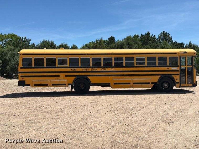 image for item EW1054 1996 Blue Bird TC2000 school bus