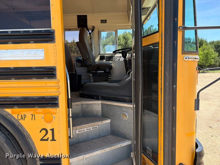 image for item EW1054 1996 Blue Bird TC2000 school bus