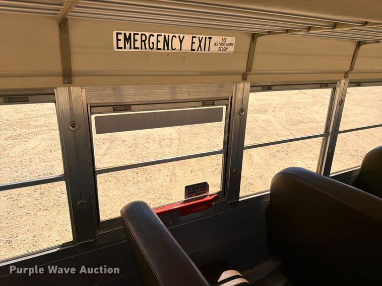image for item EW1054 1996 Blue Bird TC2000 school bus