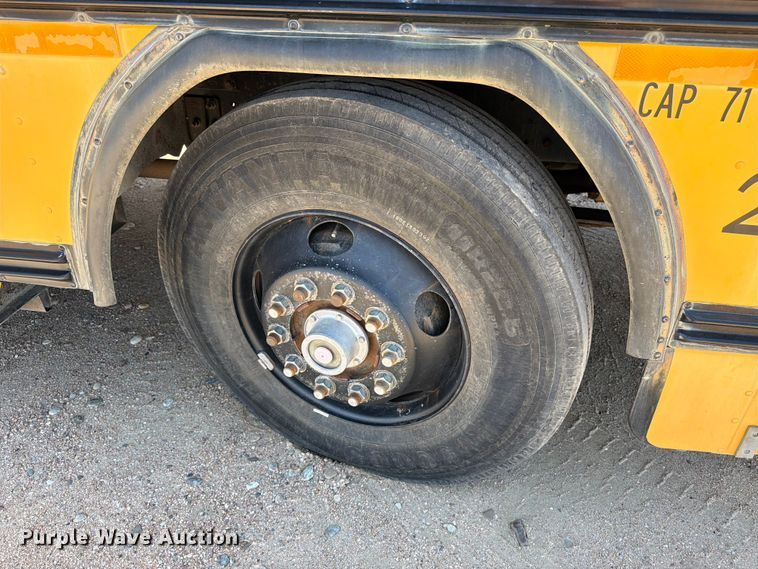 image for item EW1054 1996 Blue Bird TC2000 school bus