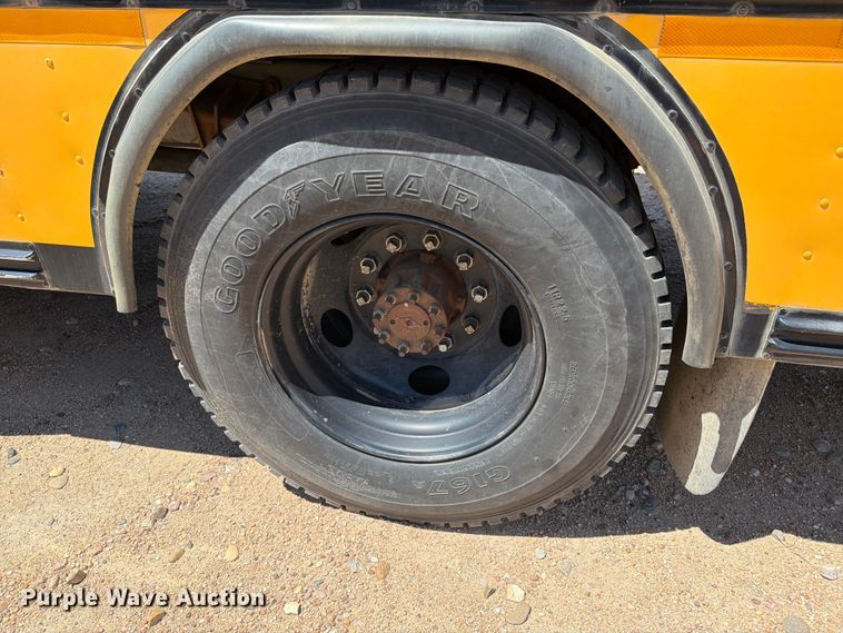 image for item EW1054 1996 Blue Bird TC2000 school bus