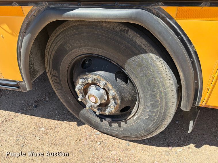 image for item EW1054 1996 Blue Bird TC2000 school bus