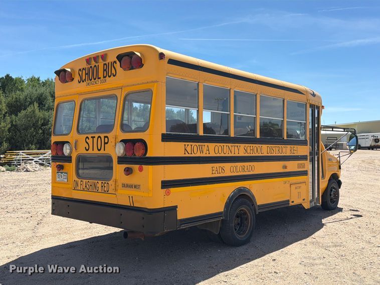 image for item EW1055 2003 Ford E450 school bus