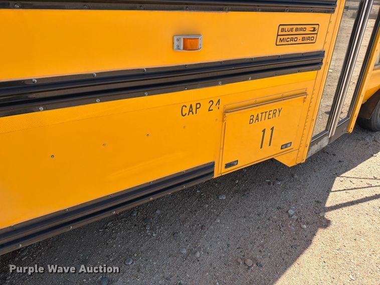 image for item EW1055 2003 Ford E450 school bus