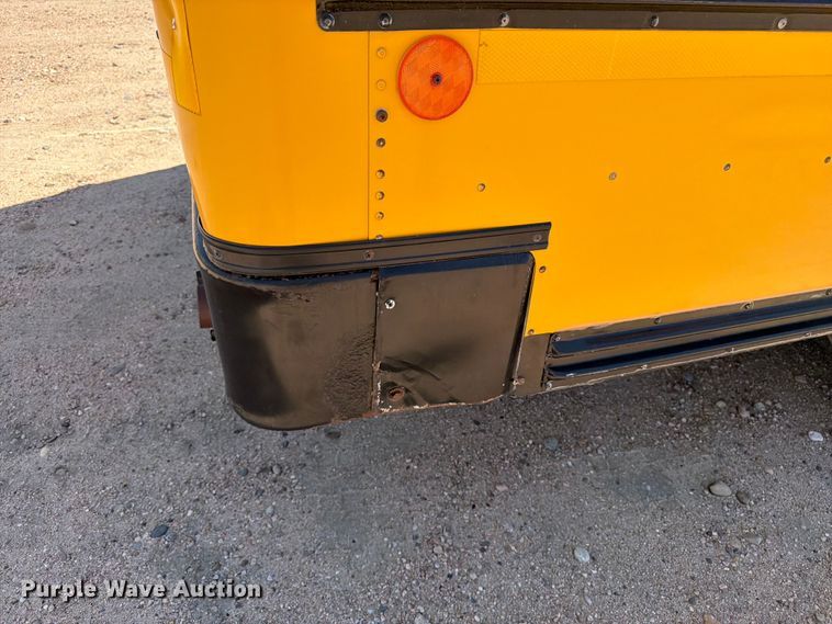image for item EW1055 2003 Ford E450 school bus