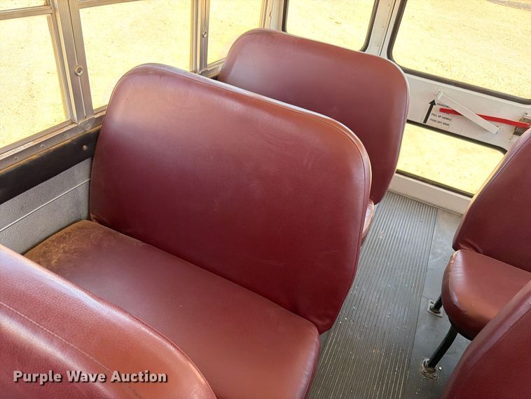 image for item EW1055 2003 Ford E450 school bus
