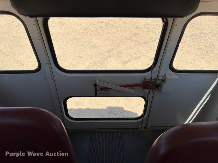 image for item EW1055 2003 Ford E450 school bus