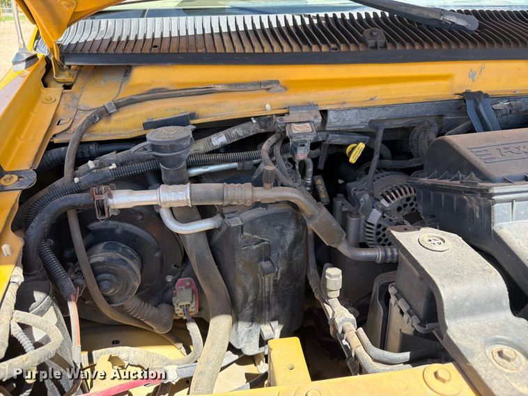 image for item EW1055 2003 Ford E450 school bus