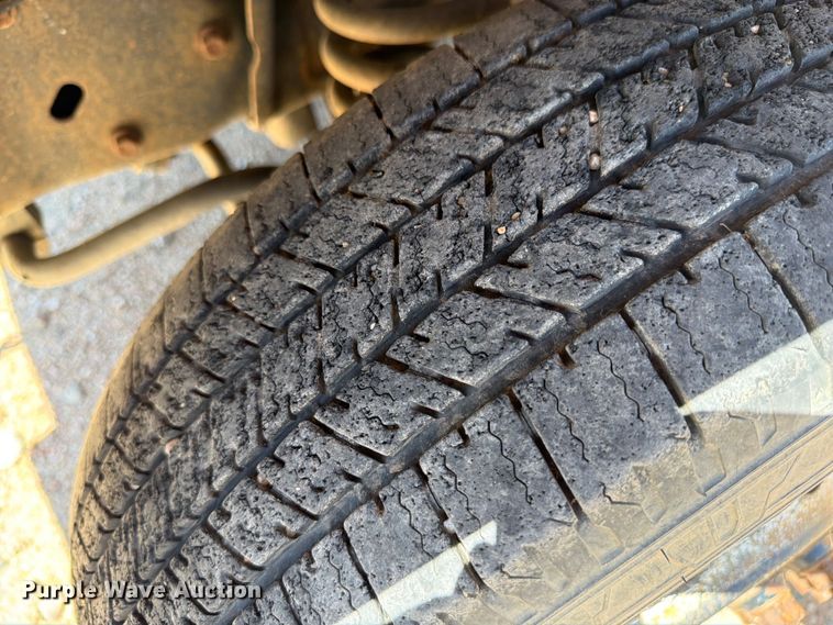 image for item EW1055 2003 Ford E450 school bus