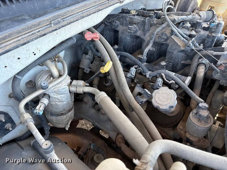 image for item EW4037 2000 GMC Sierra 1500 Ext. Cab pickup truck