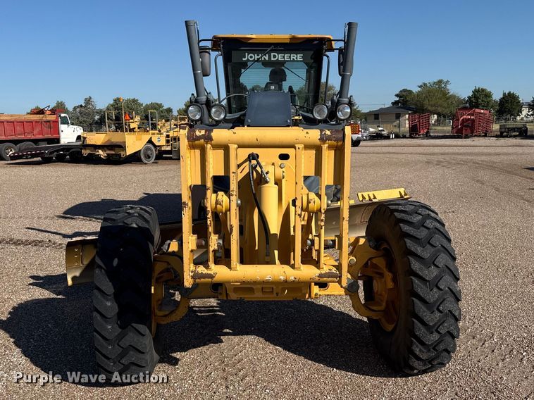 image for item EW4246 2012 John Deere 670G motor grader