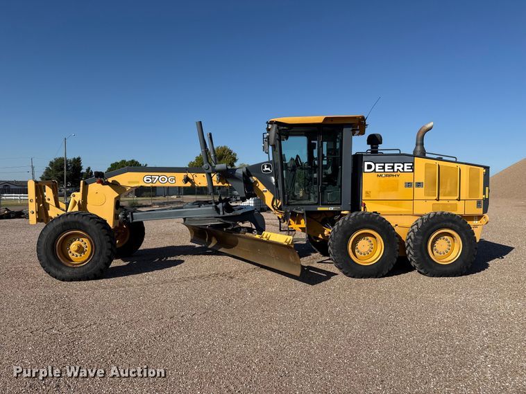 image for item EW4246 2012 John Deere 670G motor grader