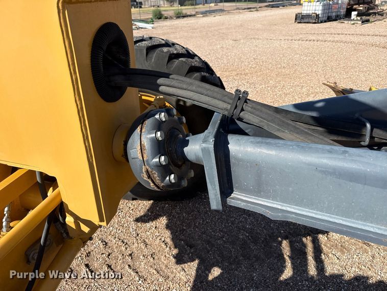 image for item EW4246 2012 John Deere 670G motor grader