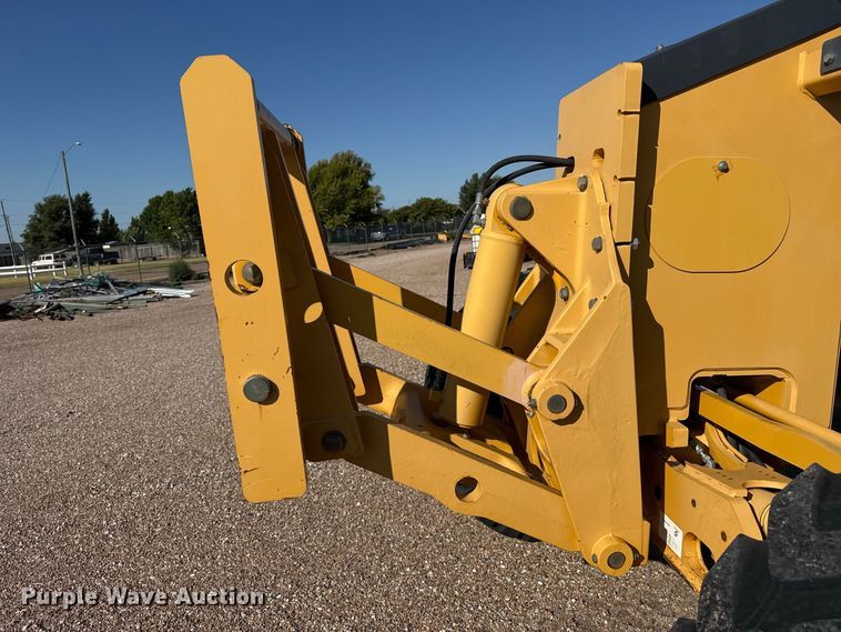 image for item EW4246 2012 John Deere 670G motor grader