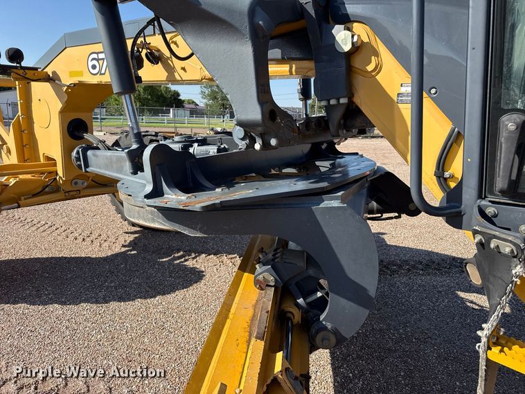 image for item EW4246 2012 John Deere 670G motor grader