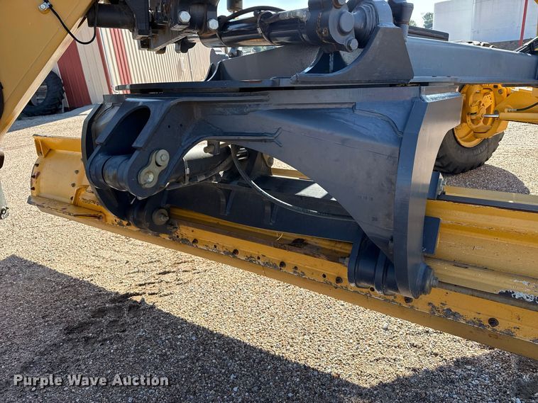 image for item EW4246 2012 John Deere 670G motor grader
